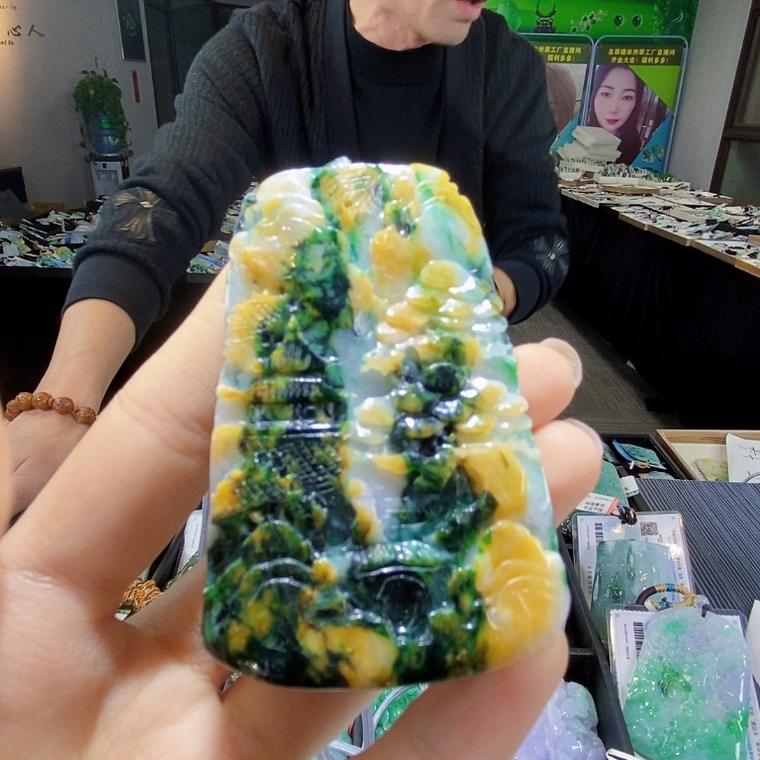 颈饰未镶嵌翡翠翡翠