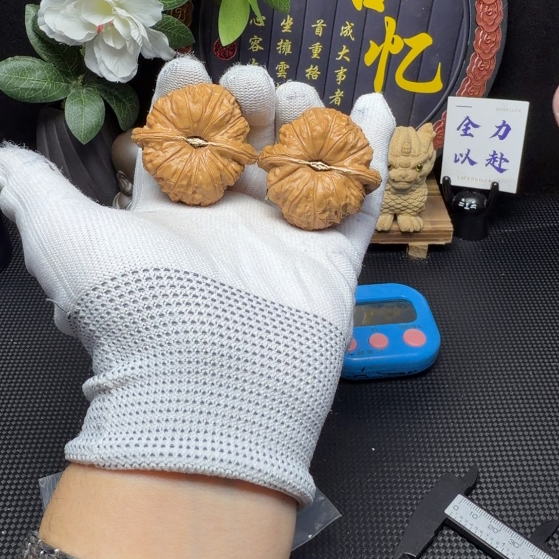 那***呢文玩核桃吊坠南瓜