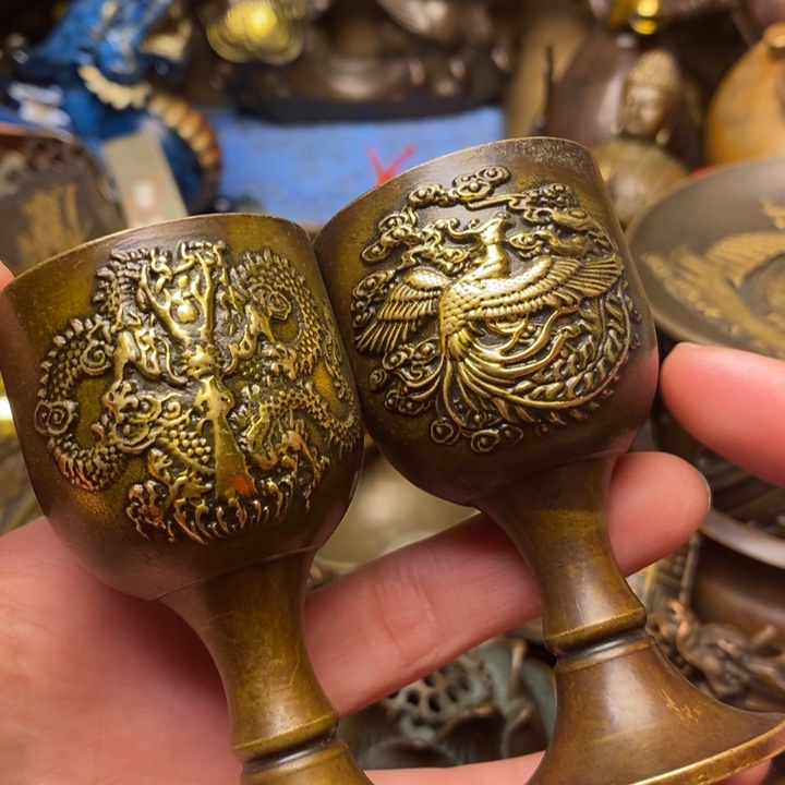 铜器摆件做工精良
