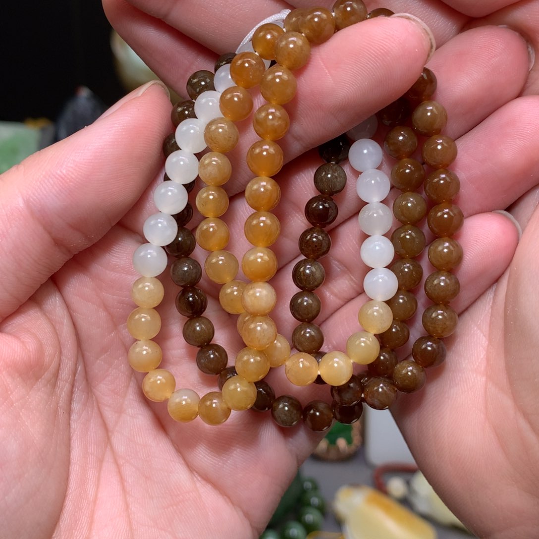 和田玉吊坠未镶嵌