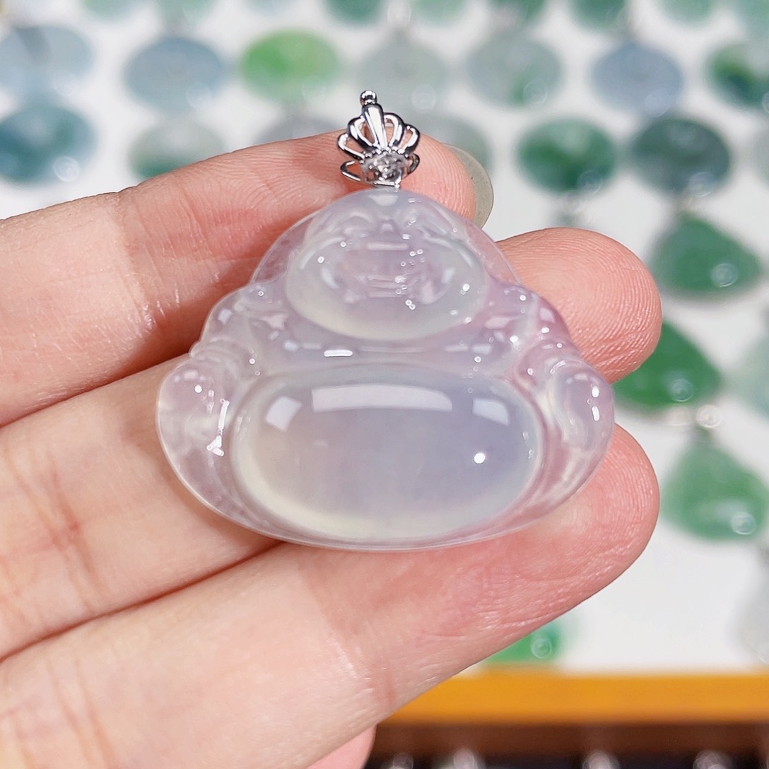 颈饰18K金镶嵌翡翠吊坠