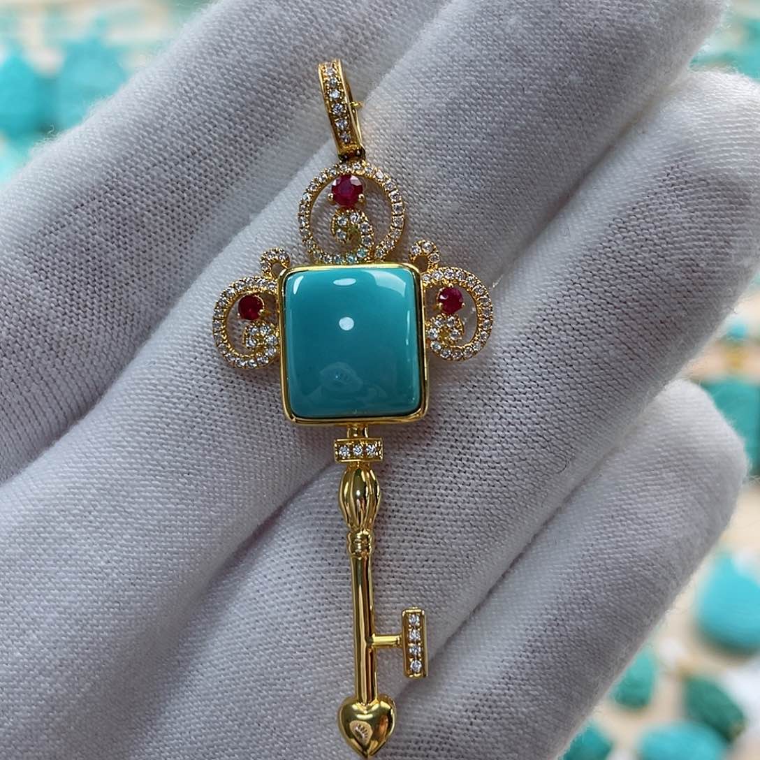 绿松石珠宝奇石18K金镶嵌