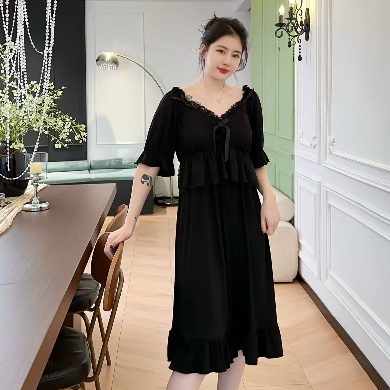 款号（033）睡衣高端宫廷短袖黑色胸垫蕾丝莫代尔家居服睡裙28321