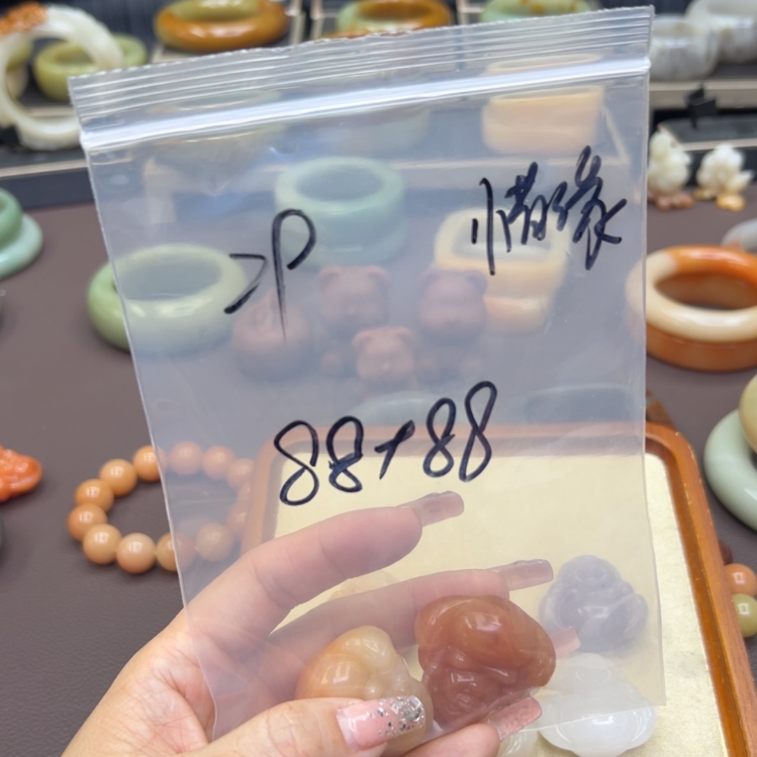 石英质玉手镯未镶嵌惜*