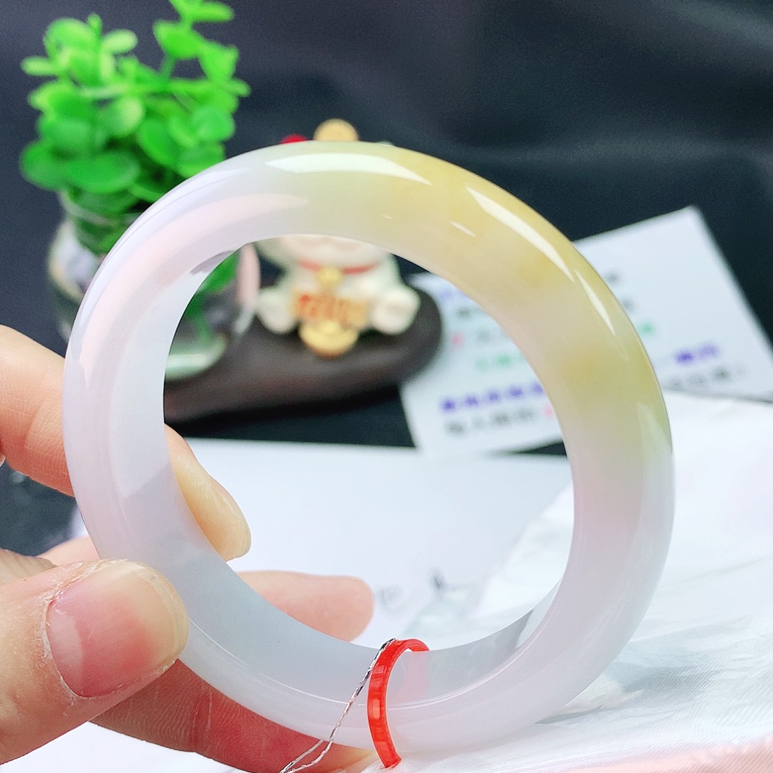 翡翠手镯未镶嵌51+圈
