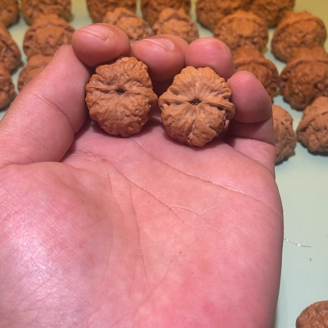 文玩核桃吊坠3*蛤蟆头29一对