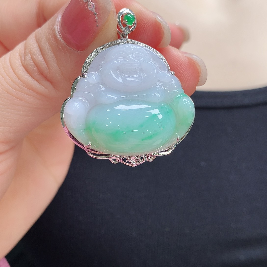 翡翠颈饰18K金镶嵌佛公