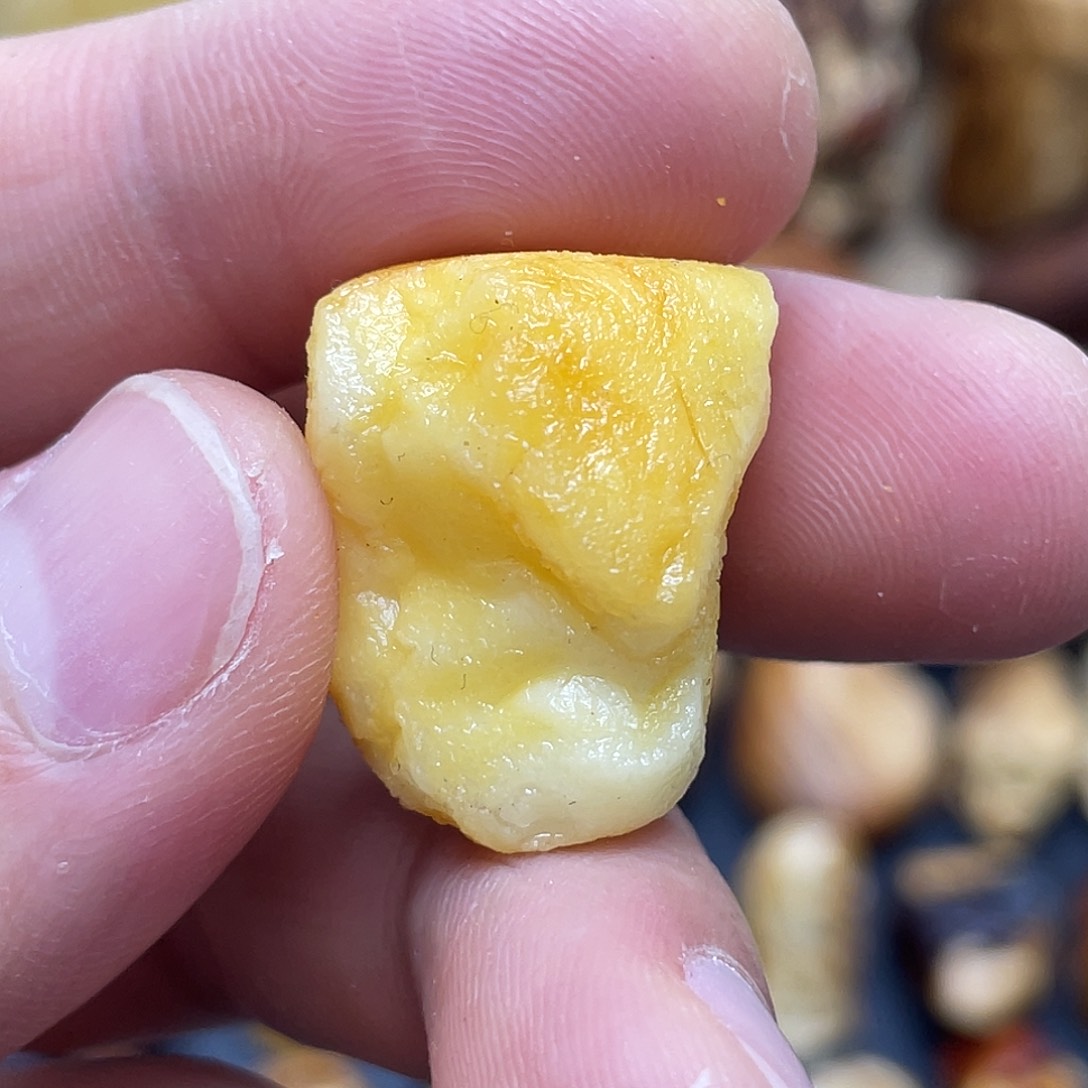 未镶嵌定制琥珀定制