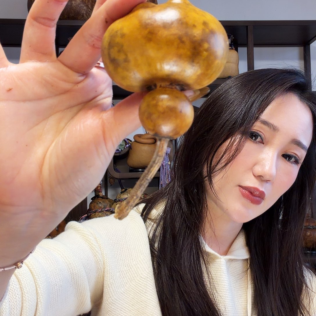 夏***a花皮青蛙葫芦把件