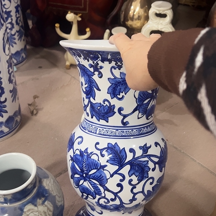 瓷片瑕。。。。。。。。。。。。。。。