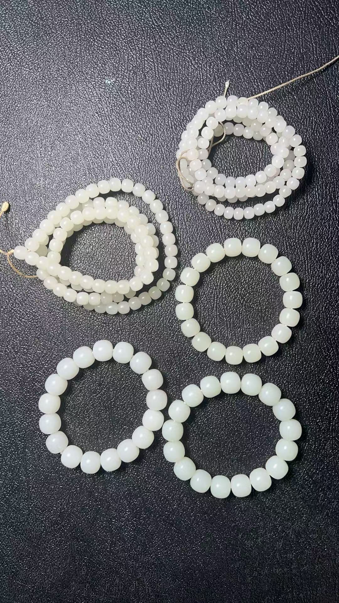 新疆和田玉羊脂白手串