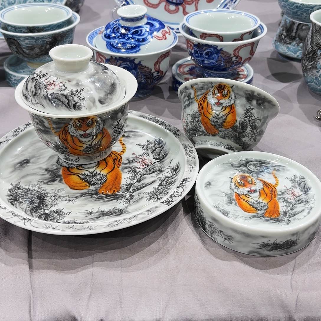 瓷片景德镇美术出版社