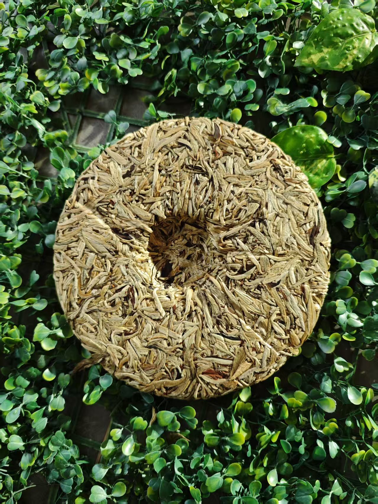 雨腾妹夫 “鸿J造H M轮平H大周T”T脉 能L"“白毫X针”357g/饼（6月24）