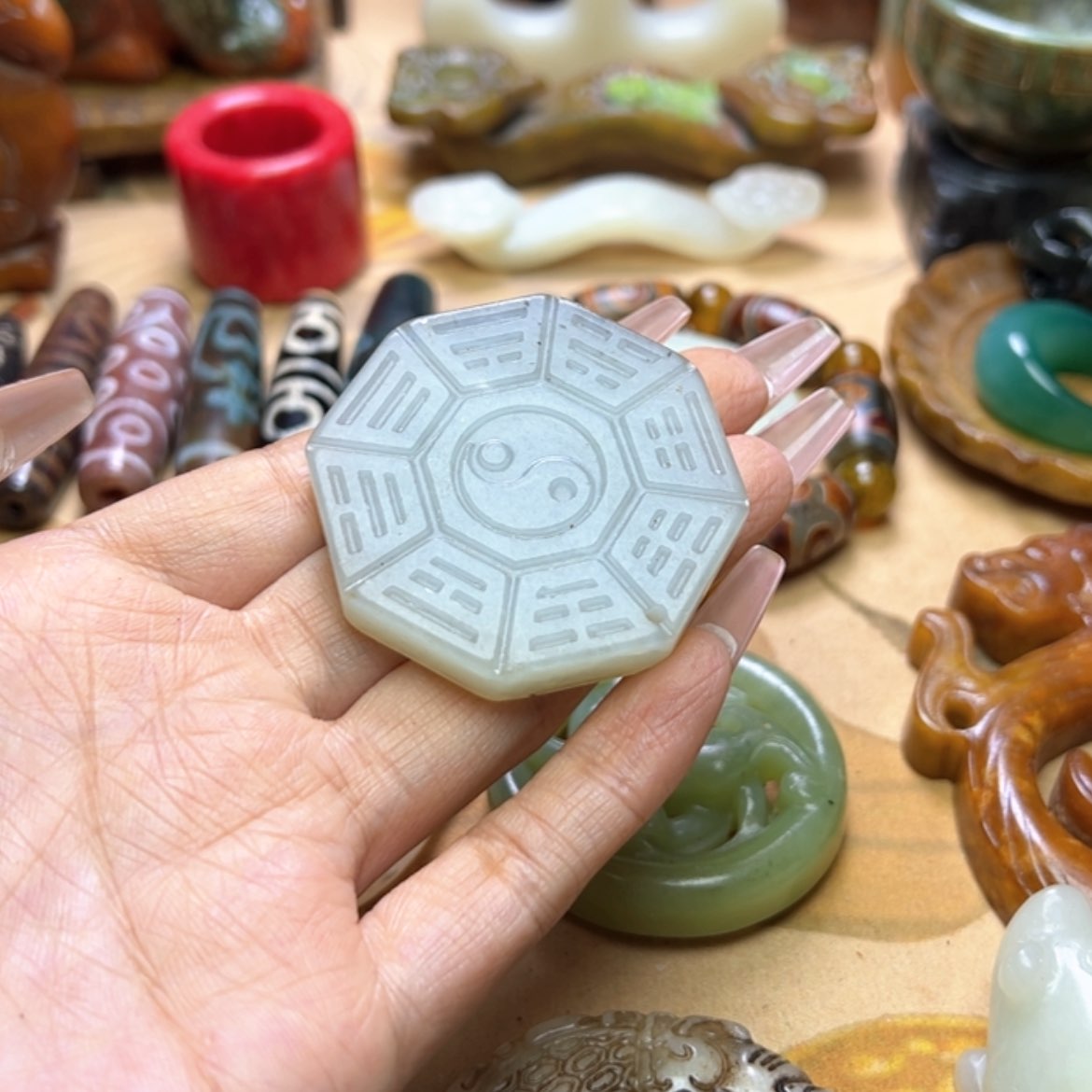 【闪购商品】蛇纹石玉颈饰未镶嵌