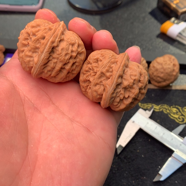 文玩核桃把件93号43全品元宝