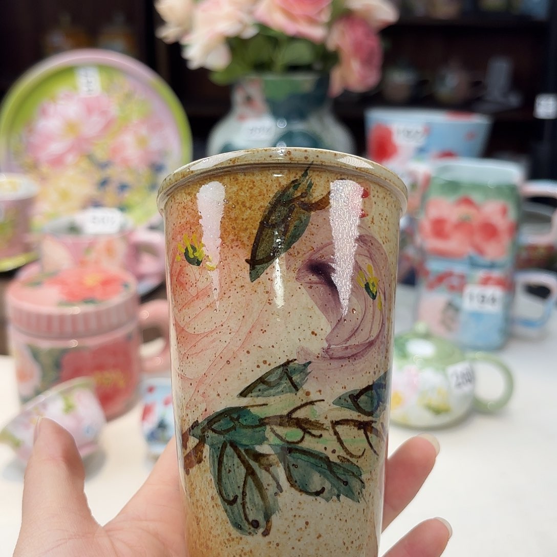 瓷片兔兔的小可爱太