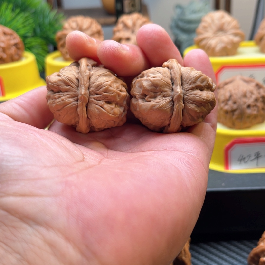 文玩核桃吊坠37蛤蟆头