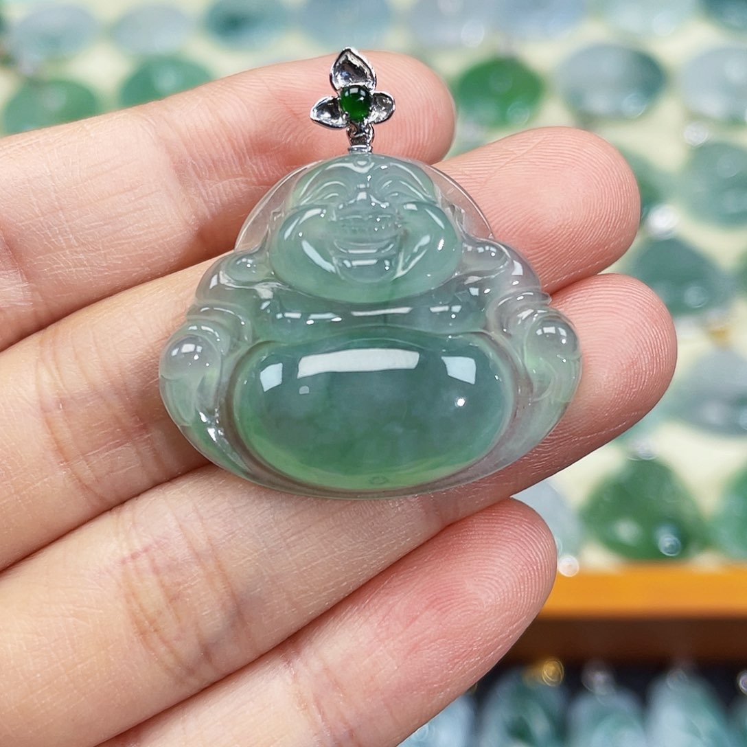 翡翠颈饰18K金镶嵌吊坠