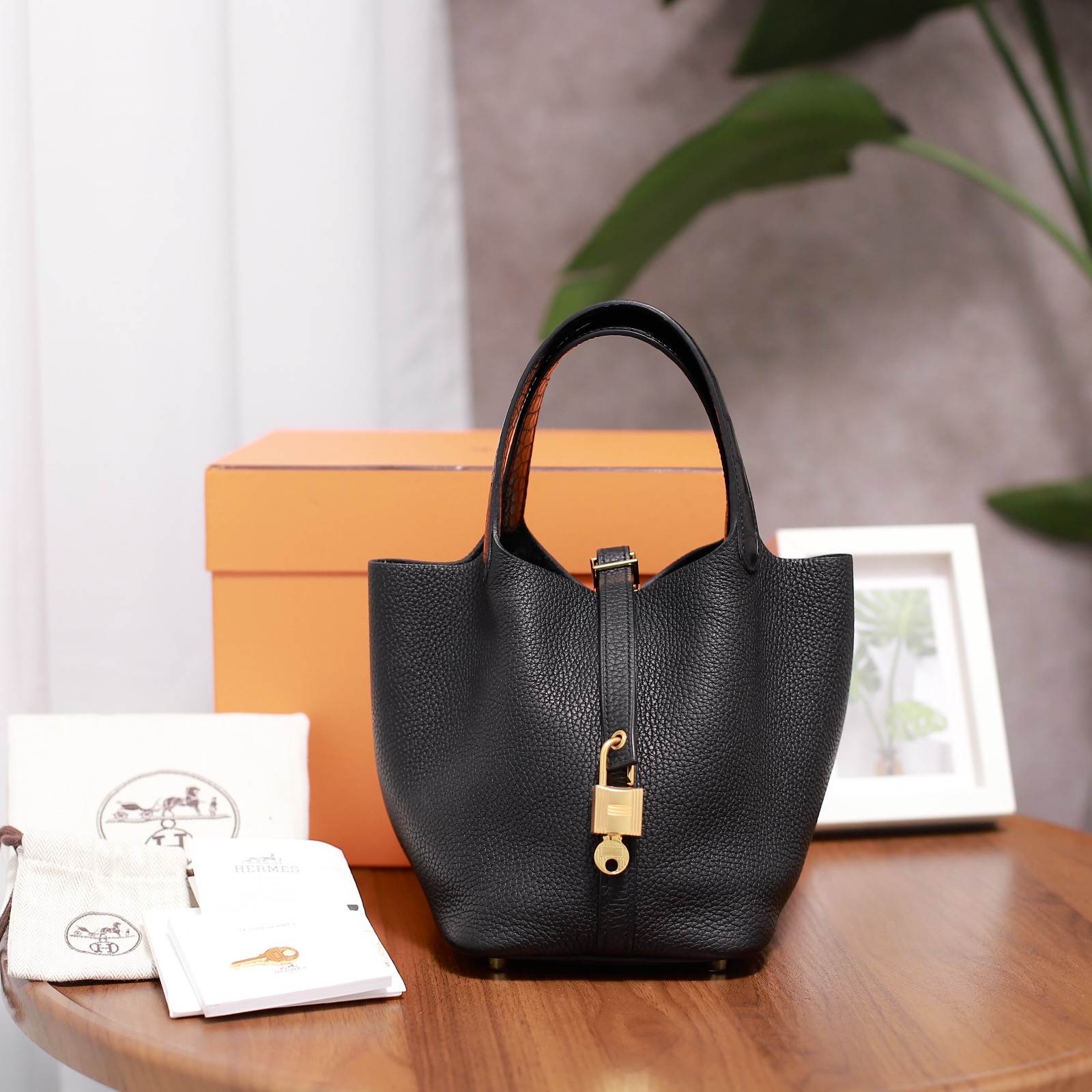 95新 Hermes/爱马仕 【九筒奢品】Picotin Lock 18/D刻/单肩包/8985