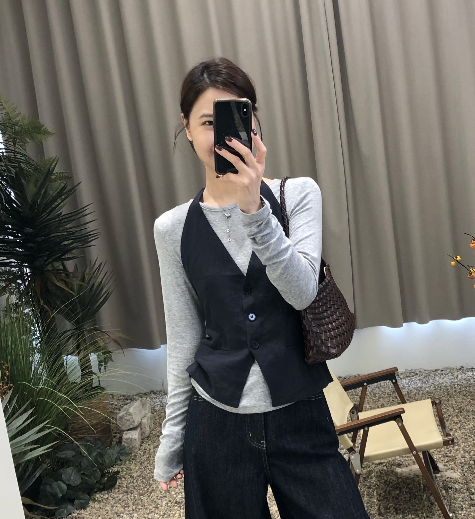 法式雅痞复古韩系挂脖西装马甲+2025时尚气质天丝羊毛长袖T恤套装