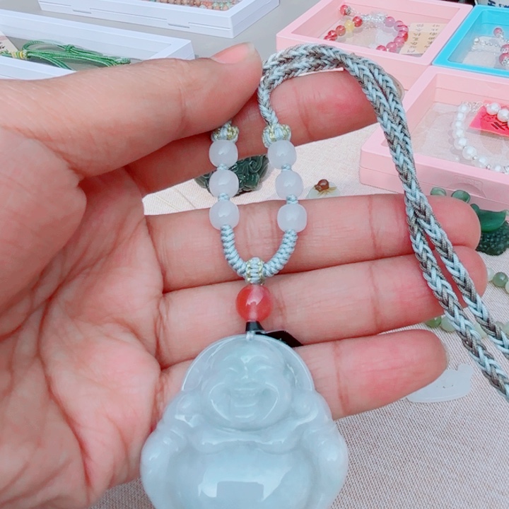 翡翠颈饰未镶嵌多样性