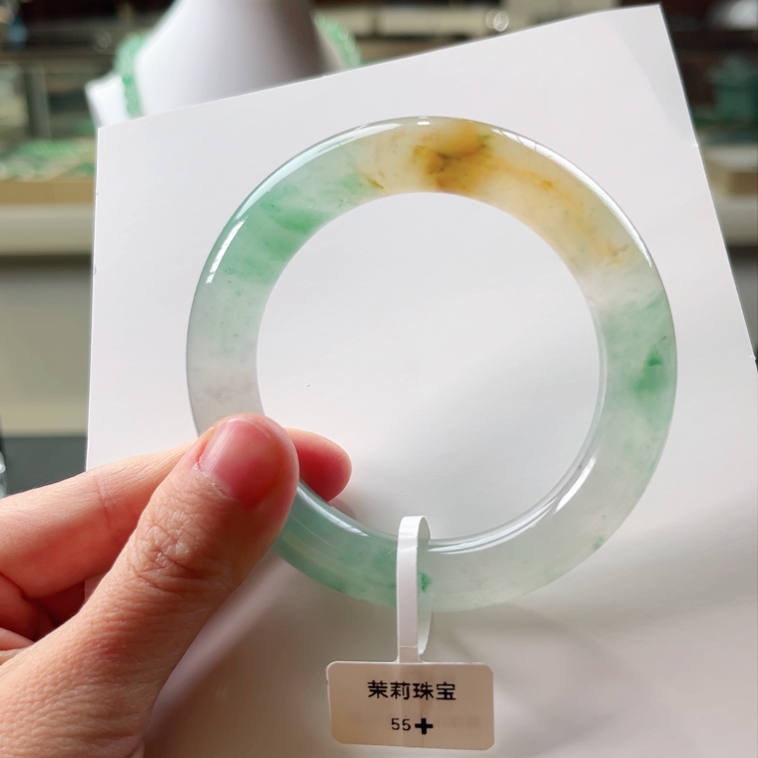 石英质玉手镯（圆镯）未镶嵌