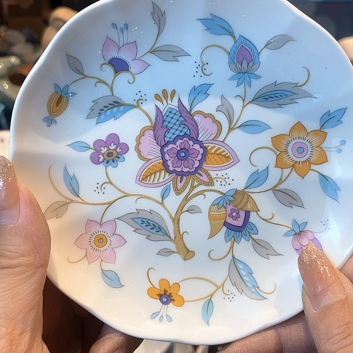 瓷片哈哈哈哈太可爱