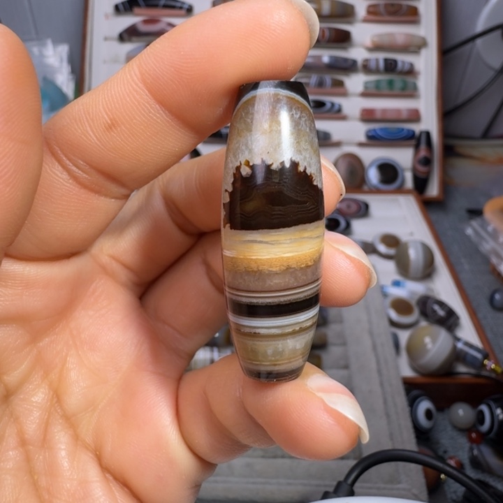 拾***怡玛瑙/玉髓未镶嵌颈饰