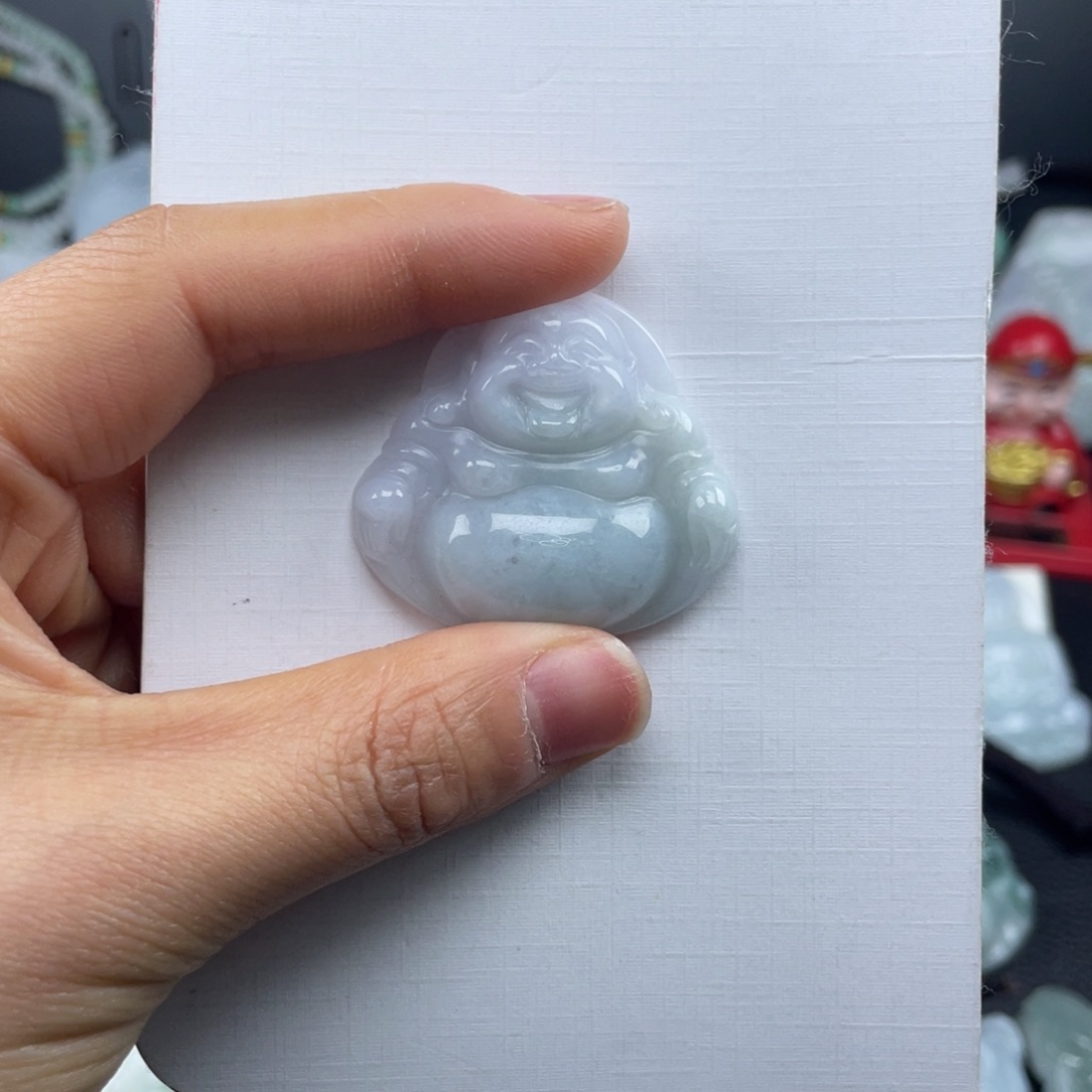翡翠未镶嵌颈饰佛公
