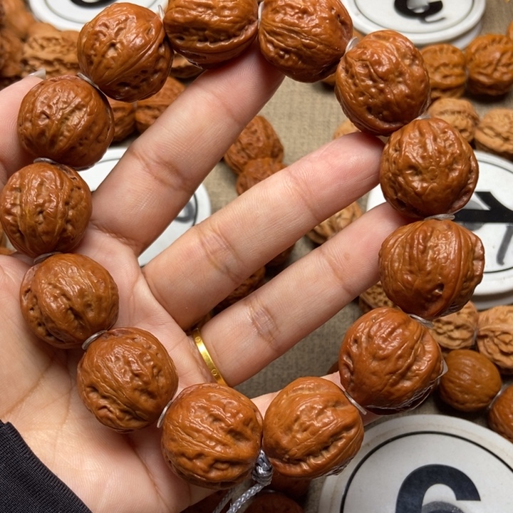 文玩核桃吊坠油皮蛤蟆