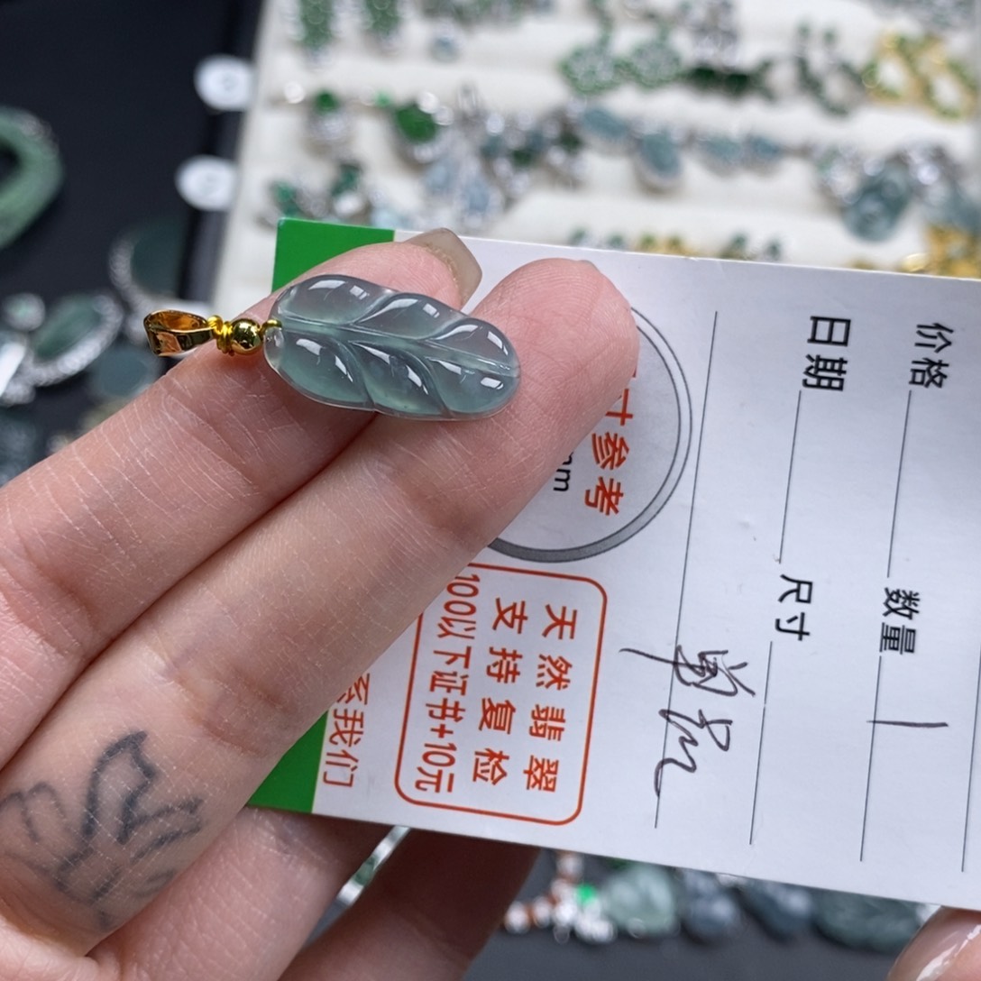 未镶嵌挂件翡翠翡翠