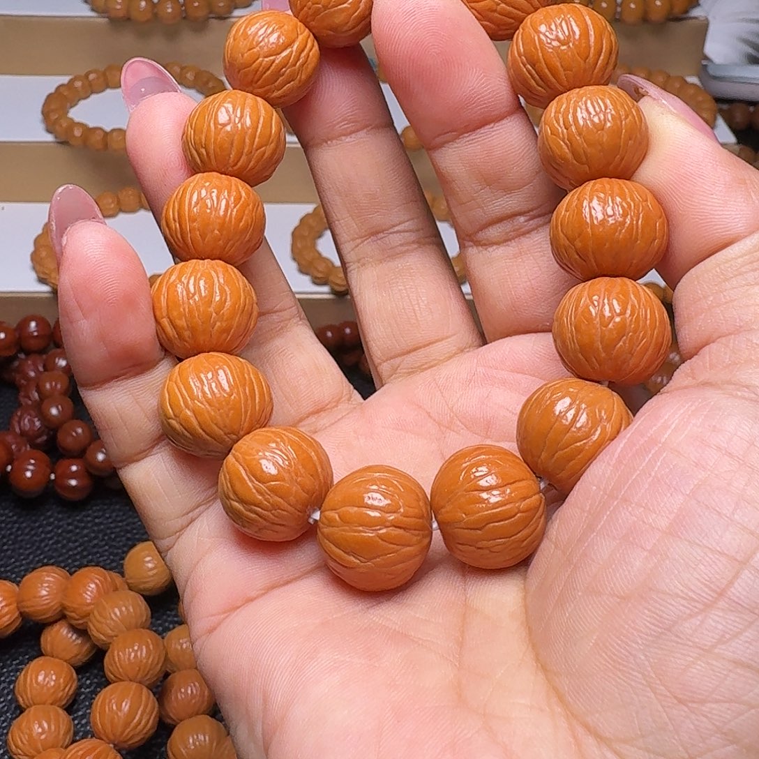 手串猴头核桃聚宝盆