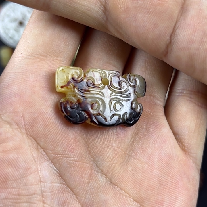 和田玉（糖玉）未镶嵌颈饰