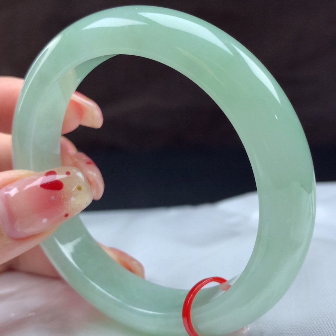 翡翠手镯未镶嵌96189，