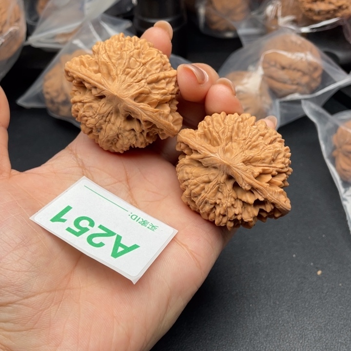 吊坠文玩核桃核桃