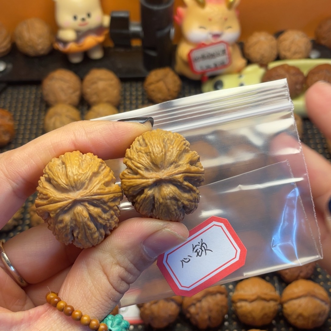 *****文玩核桃吊坠31尺全品闷尖狮子头