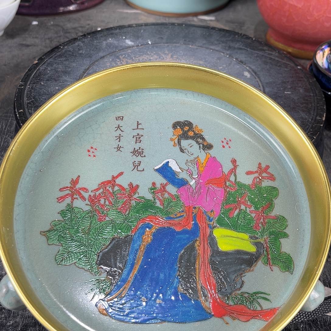 摆件瓷瓷瓷瓷瓷瓷