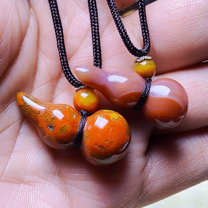 玛瑙/玉髓颈饰未镶嵌