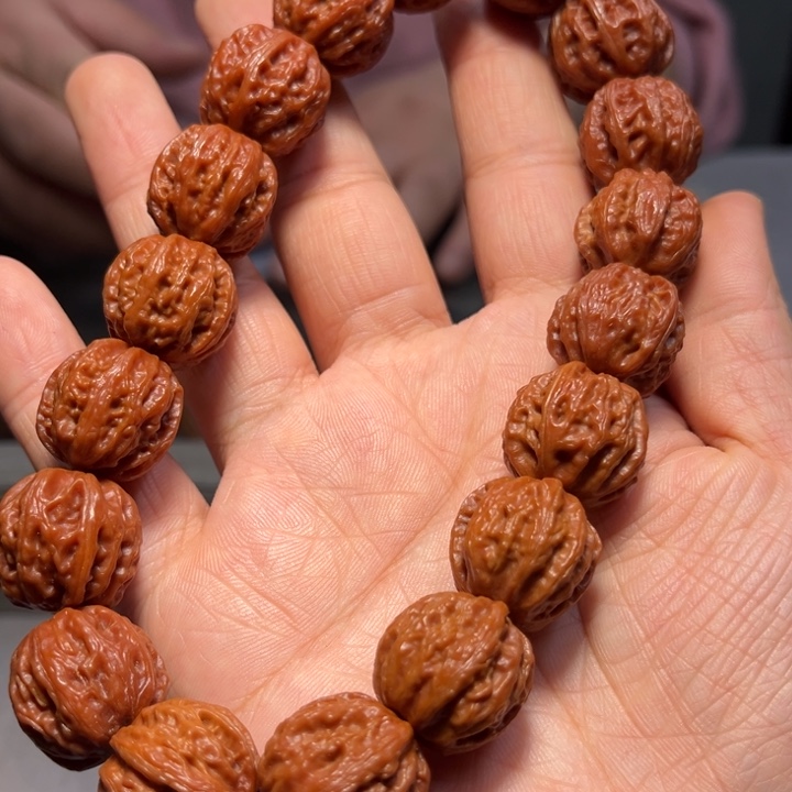 文玩核桃把件经典八棱8148