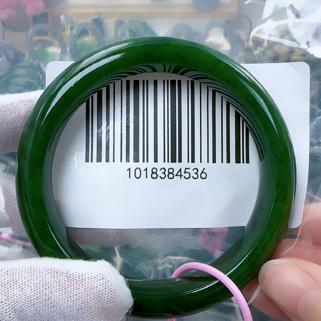 和田玉（碧玉）手镯未镶嵌微瑕61