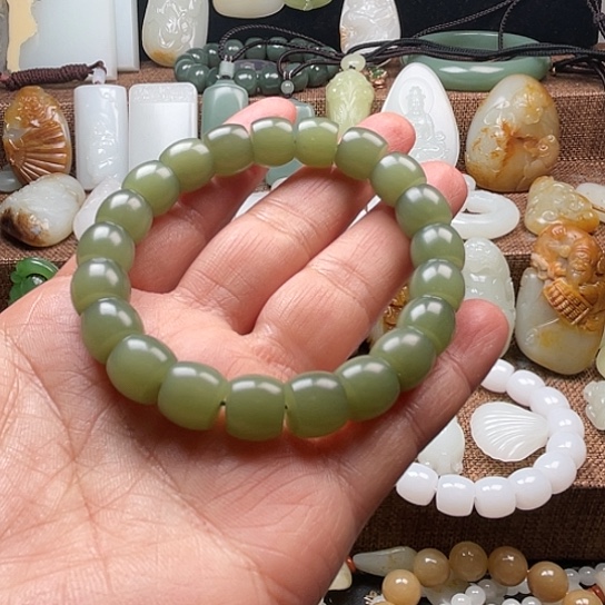 和田玉（糖玉）手串未镶嵌