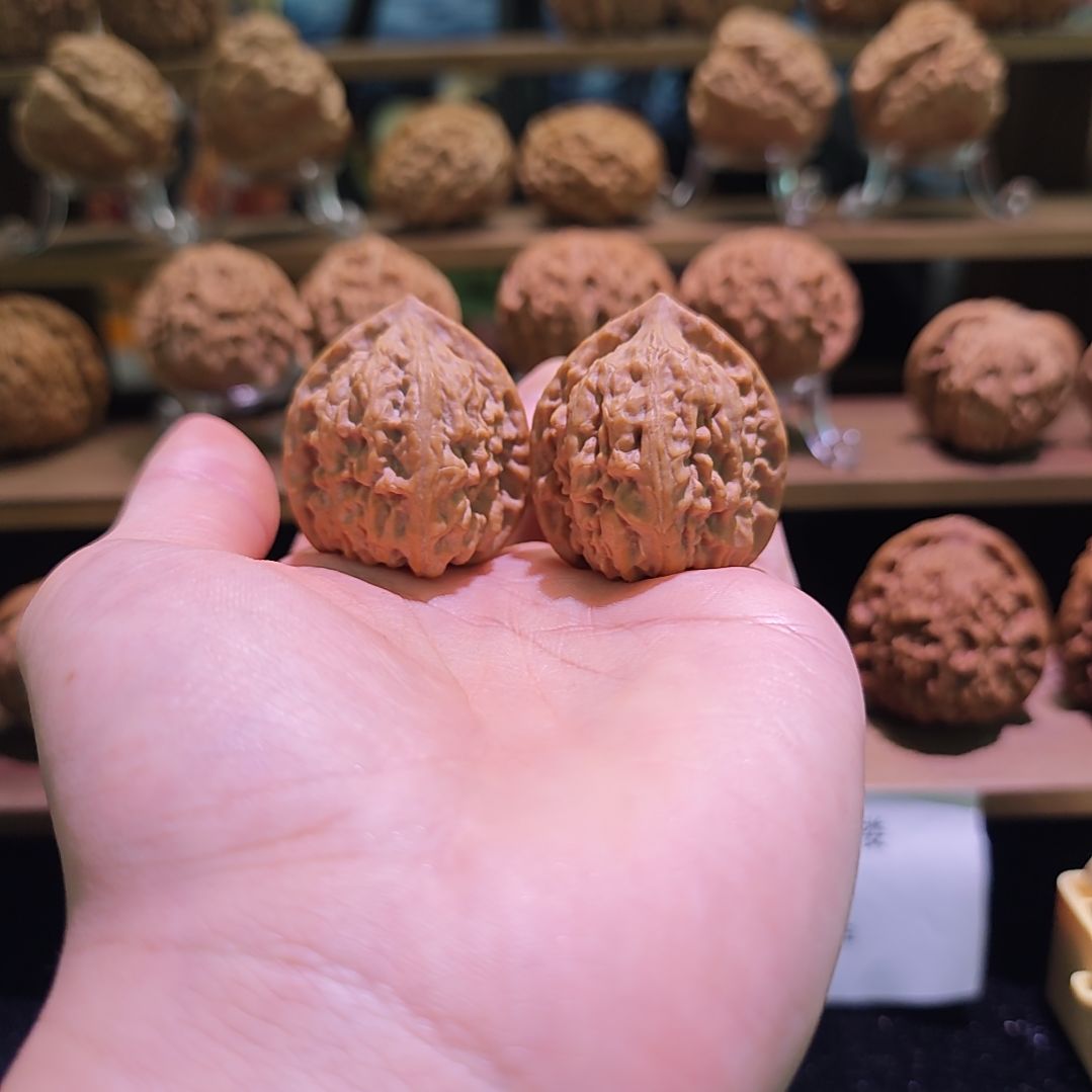 Y***o吊坠文玩核桃35梦鸡