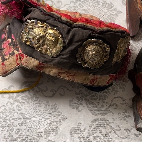 俊***。香榧木一个人在家无聊120元包邮