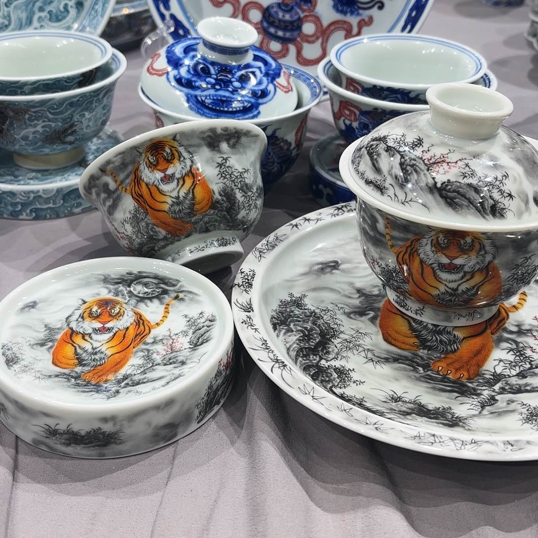 瓷片景德镇美术出版社