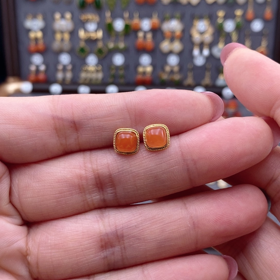 银S925镶嵌和田玉耳饰是****✨