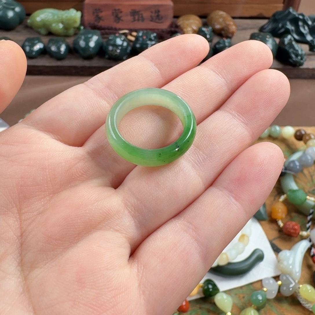 和田玉未镶嵌颈饰18.3