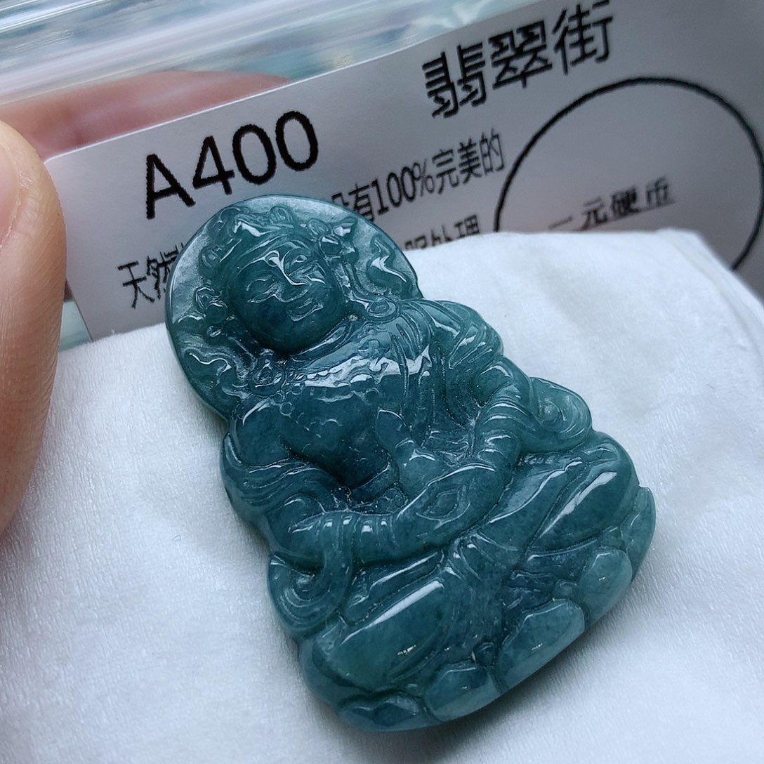 翡翠颈饰未镶嵌手串