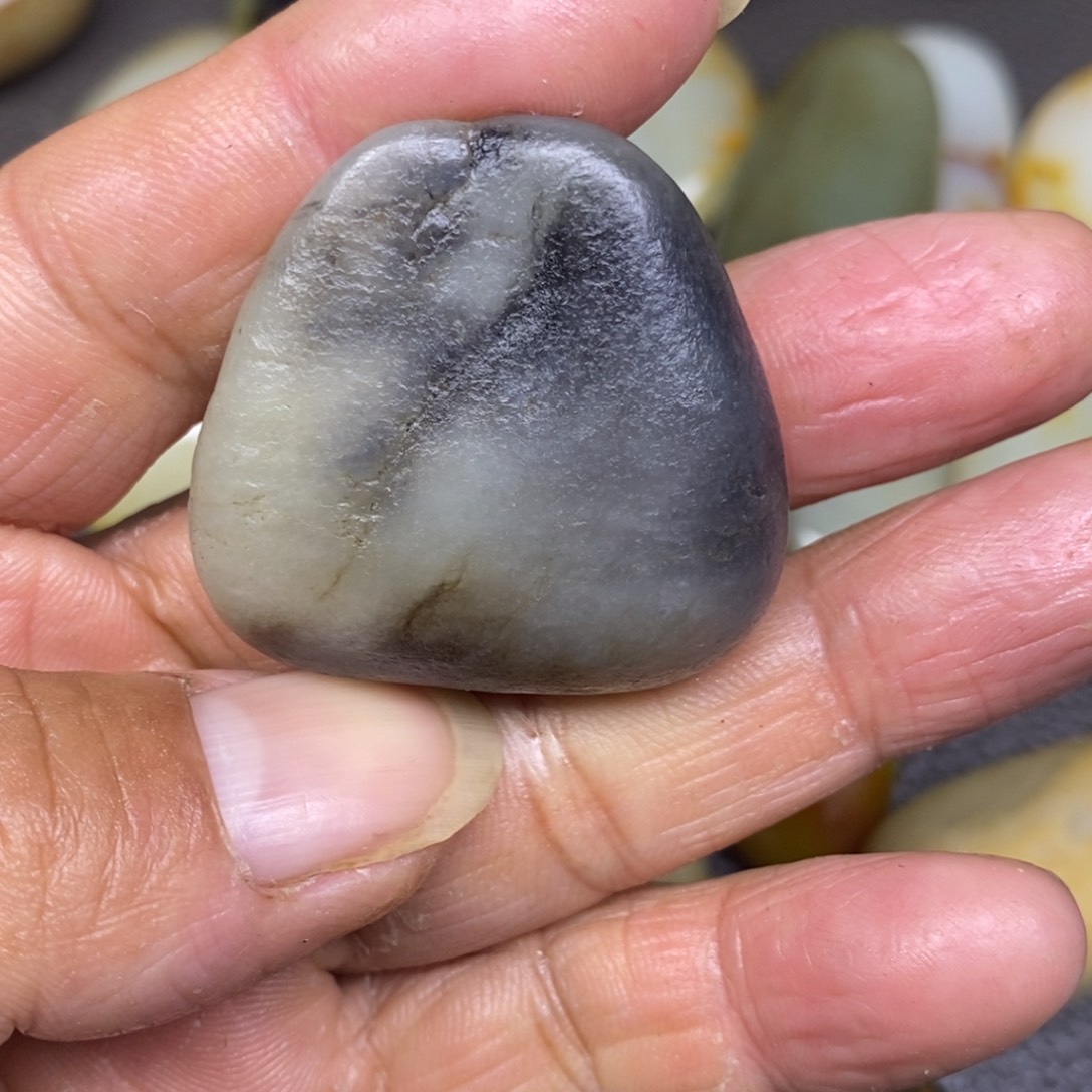 和田玉（糖玉）挂件未镶嵌