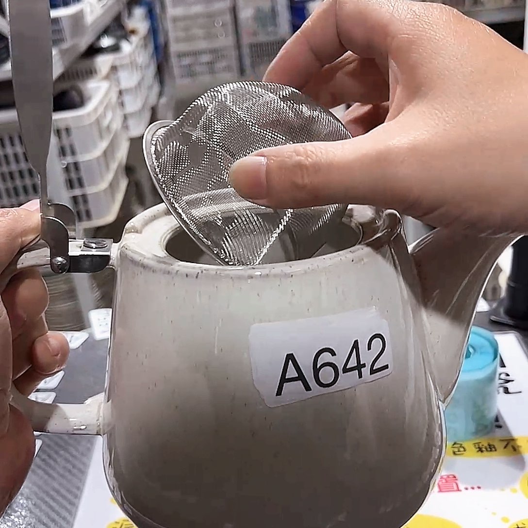 瓷片642               1壶4杯