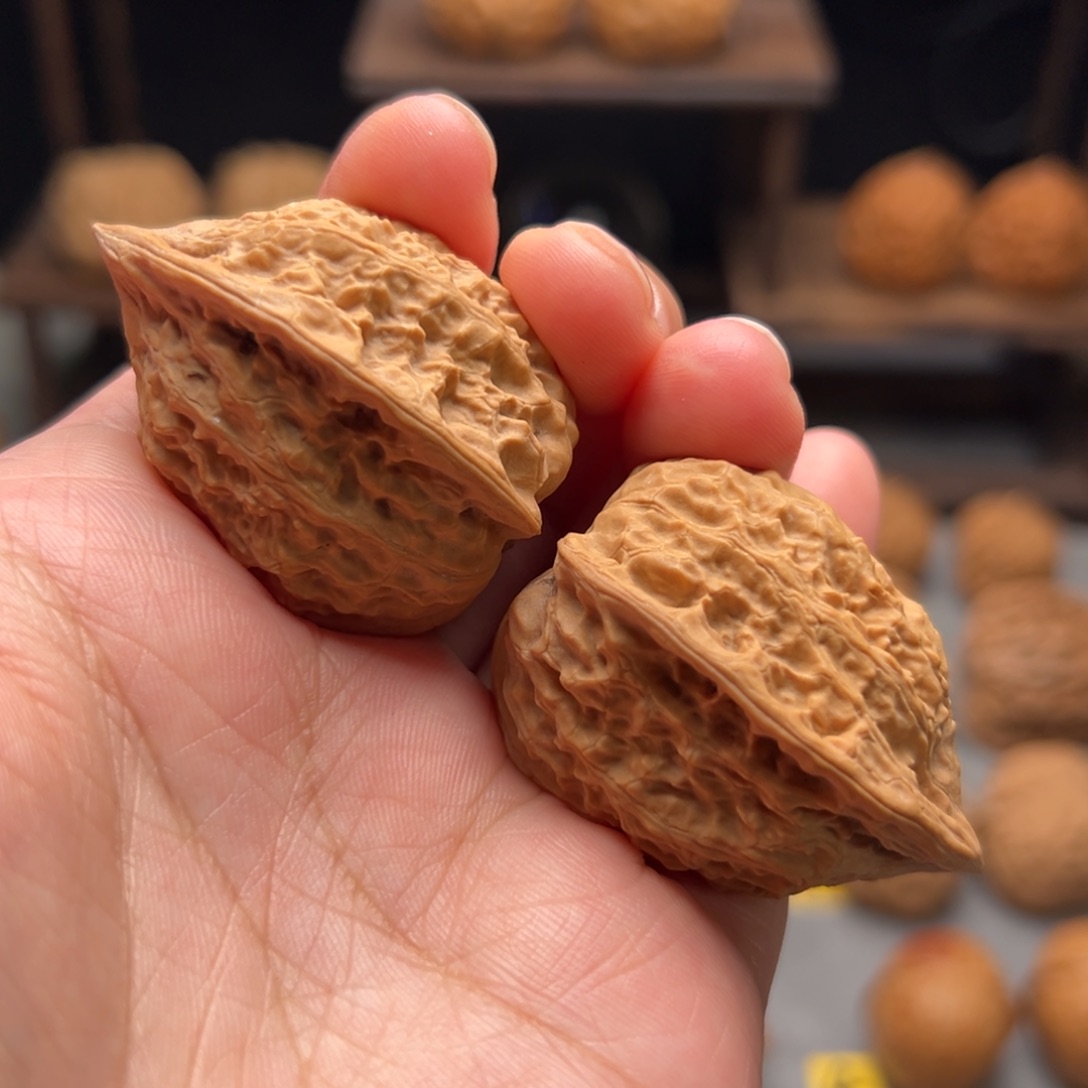 桃核把件4号野生鸡心33.33.34